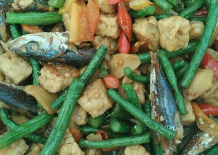 bahan dan cara membuat Oseng Tempe,kacang panjang Dan ikan asin