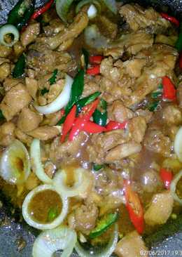 Semur Ayam Camei(cabe merah ijo)