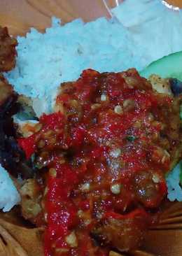 Nasi Ayam Penyet Sambel Terasi