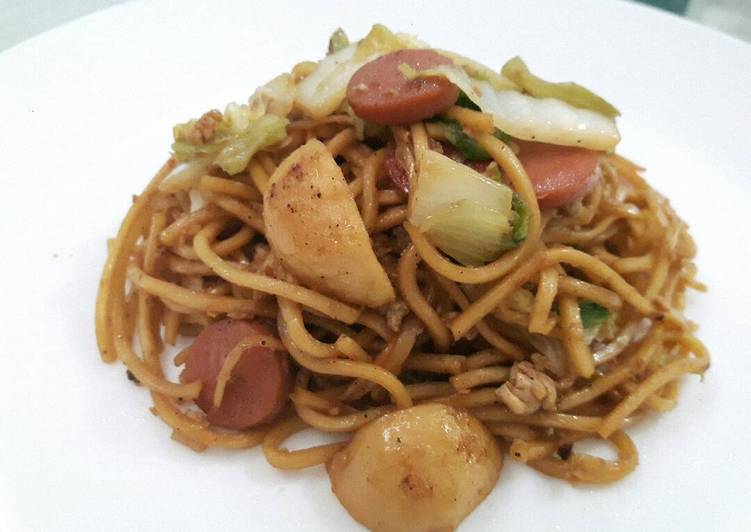 gambar untuk cara membuat Bakmi goreng komplit