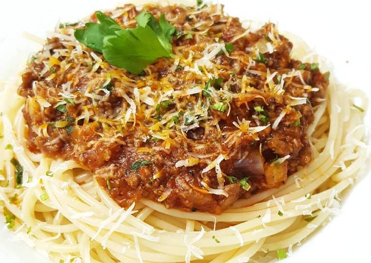 bahan dan cara membuat Spaghetti meat sauce/bolognese