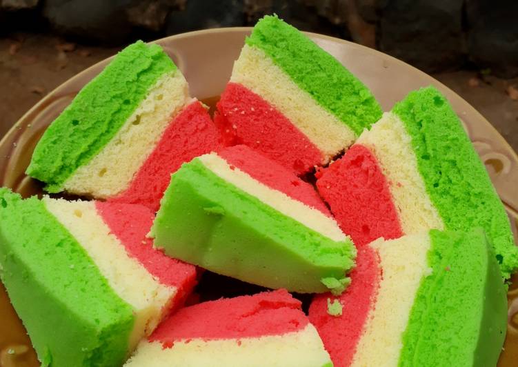 gambar untuk resep Bolu kukus pelangi mudah, lembut dan ekonomis