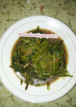 Tumis kangkung terasi