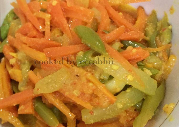 resep masakan Acar Kuning (wortel, timun, buncis)