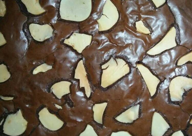 gambar untuk resep Shiny Chewy Brownies