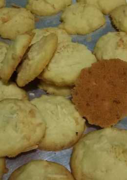 Kue kering putel keju