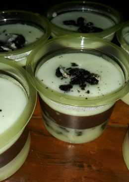 Puding coklat susu oreo