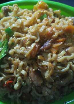 Bakmie goreng mewah ð