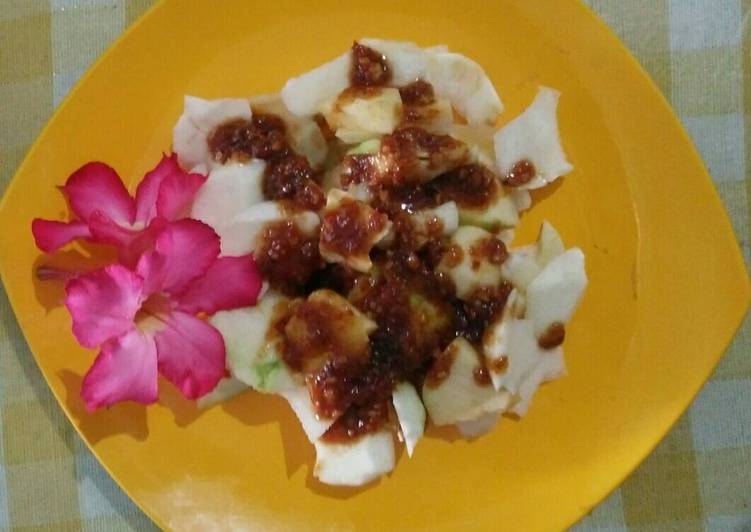 gambar untuk resep Rujak manis mangga,jambu bangkok,apel