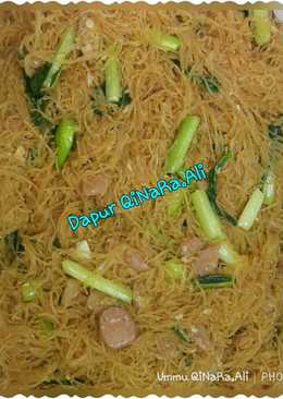 Bihun goreng sosis