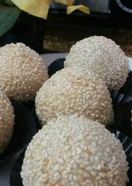 Onde-onde kacang ijo