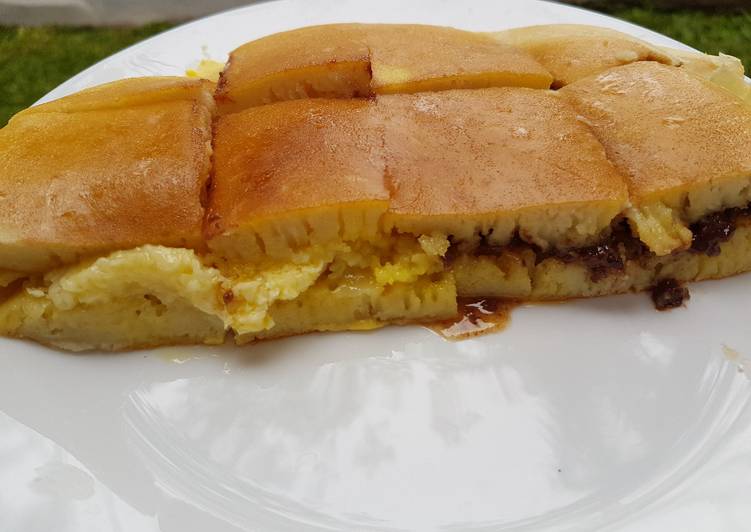 gambar untuk resep Martabak Manis Ala Abang-Abang