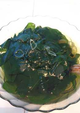 Sayur bening daun katuk