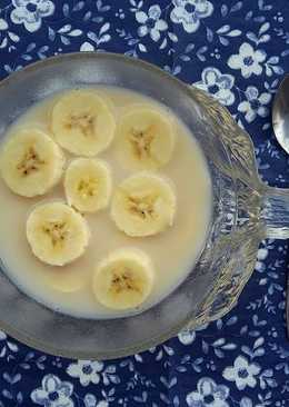 Pisang kuah yakult