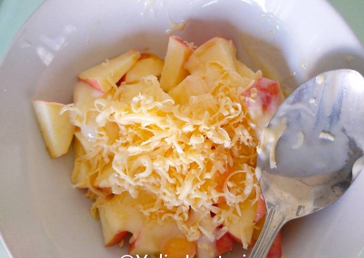 Resep Apel mix yogurt keju (cemilan sehat balita ku) oleh Yulia Lestari - Cookpad