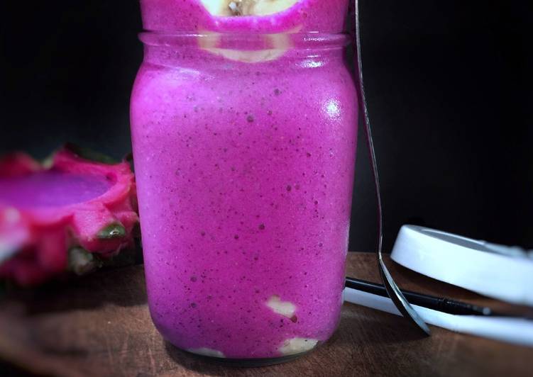 resep Dragon fruit and banana smoothie (#pr_smoothie/jus)