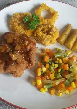 Crispy chicken steak with bbq sauce and mushroom