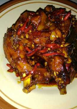 Ayam kecap pedas