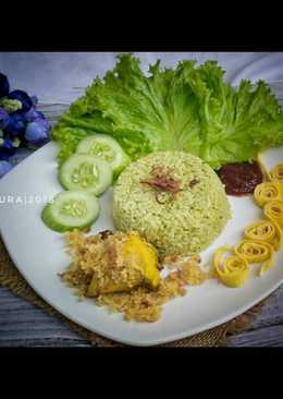 Nasi uduk daun suji