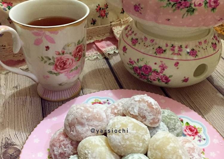 resep makanan Kue Mochi pelangi (pewarna alami) ????