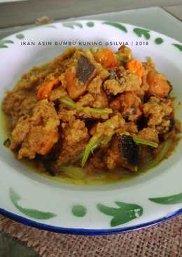 Ikan asin bumbu kuning