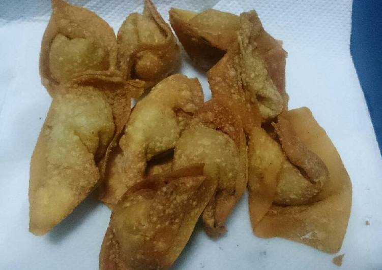 gambar untuk resep makanan Pangsit goreng isi ayam bawang