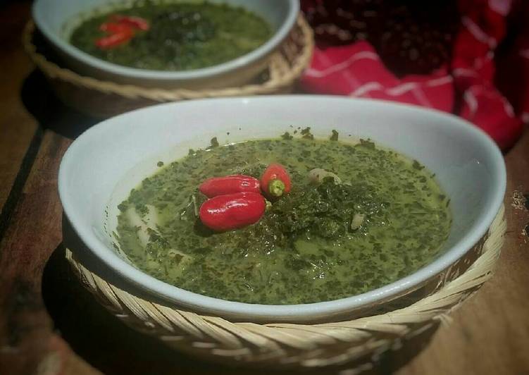 gambar untuk resep makanan Gulai daun ubi tumbuk