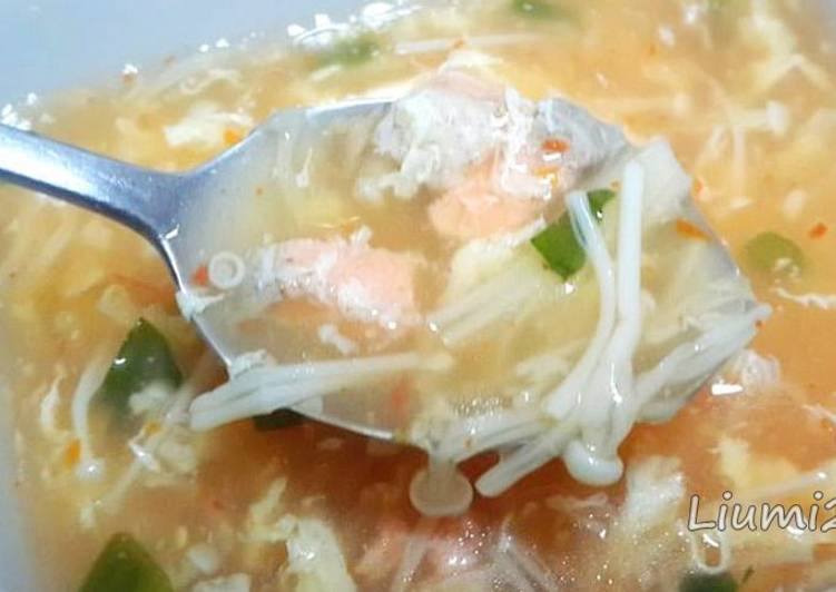 bahan dan cara membuat Sup Asparagus Enoki Salmon / Menu Sehat