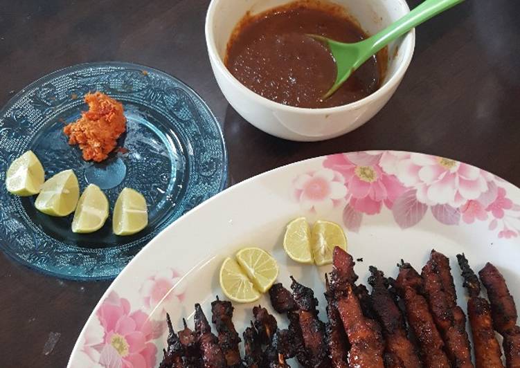 gambar untuk cara membuat Sate Ayam Madura