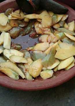 Rujak manis mangga muda jambu air