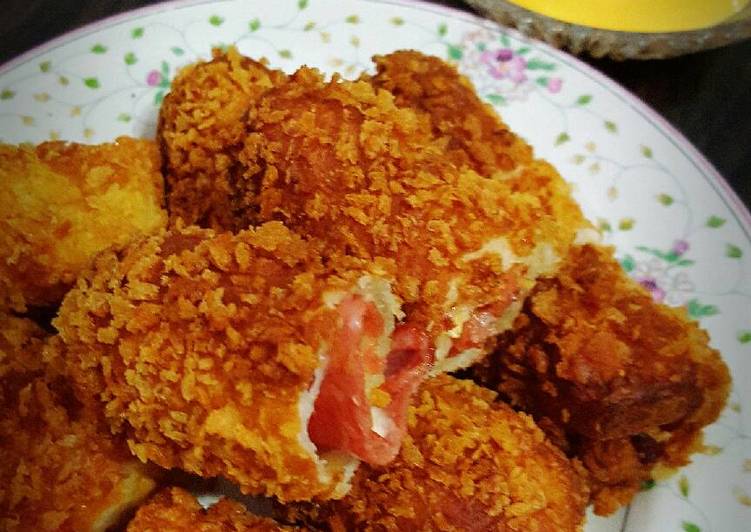 resep makanan Roti gulung goreng isi smoked beef and cheese