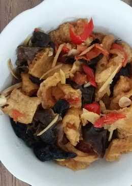 Pork skin asam manis pedas