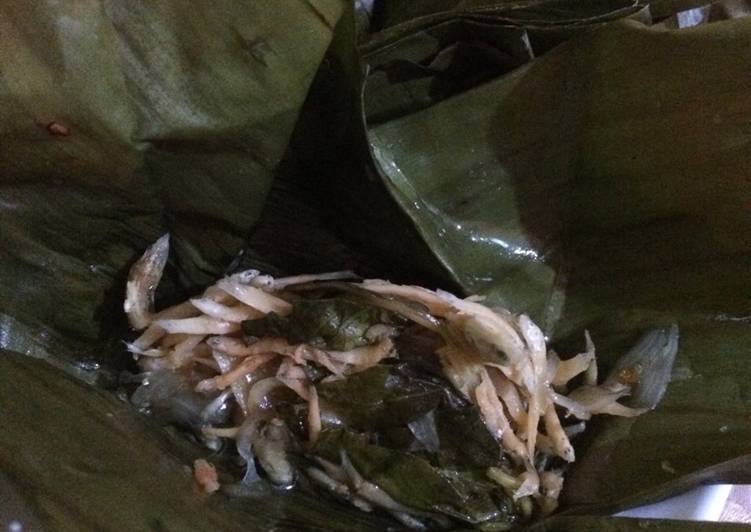 gambar untuk resep Botok ikan teri nasi
