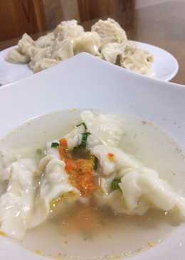 Pangsit kuah ayam jamur