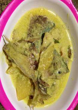 Gulai ikan selar campur cumi n kentang