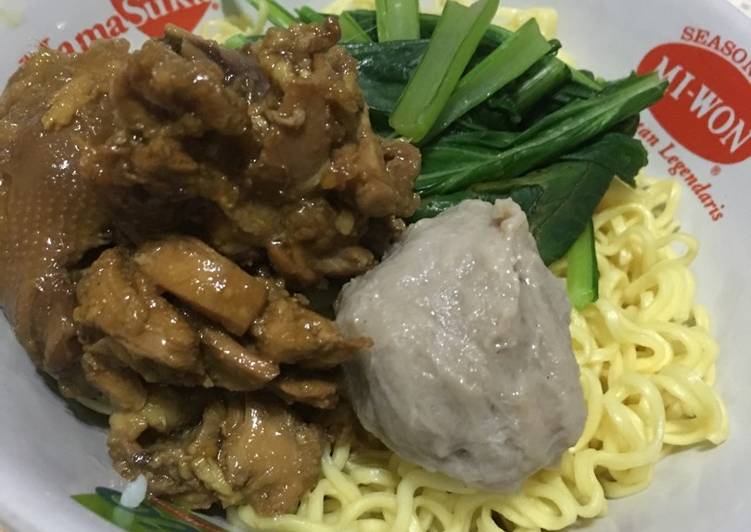 resep Mie Ayam Kepala Bakso Homemade (Tanpa Minyak Ayam)