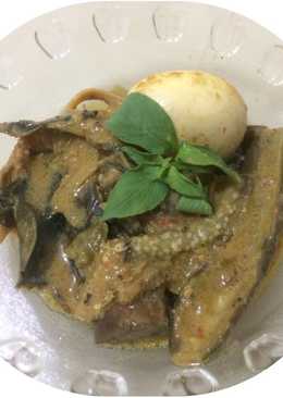 Gulai ikan lele asap terong medan