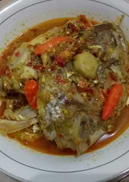 6. Kepala Kakap Bumbu Kuning