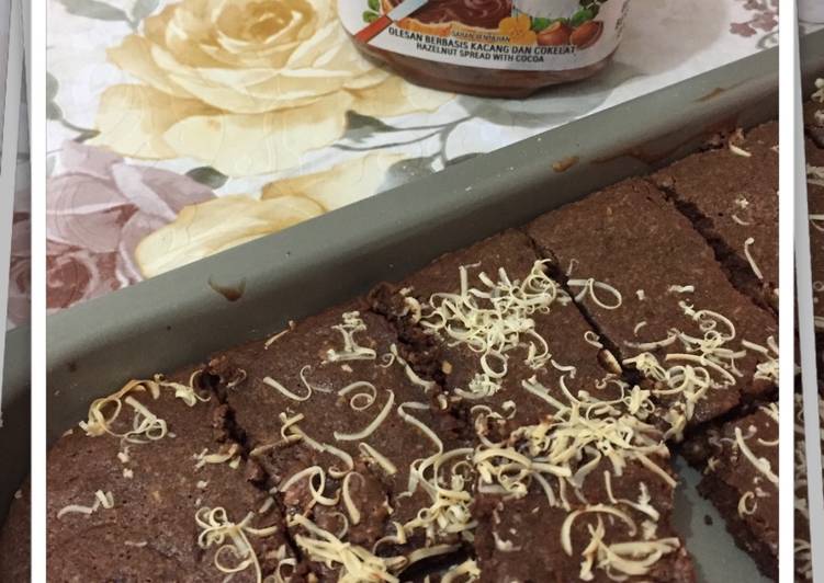 gambar untuk cara membuat Crumble Brownies & Cheese ??