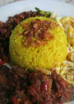 Nasi Kuning Rice Cooker ala Ayuni