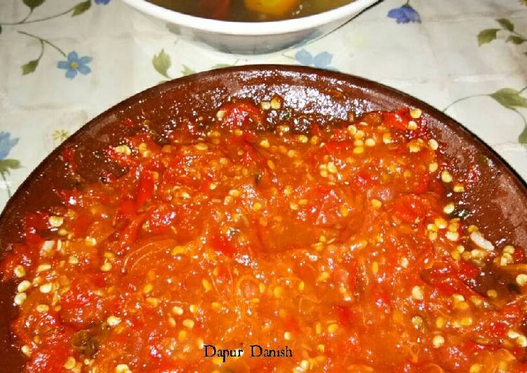 Resep Sayur asam versus sambel tomat Oleh DIana Danish