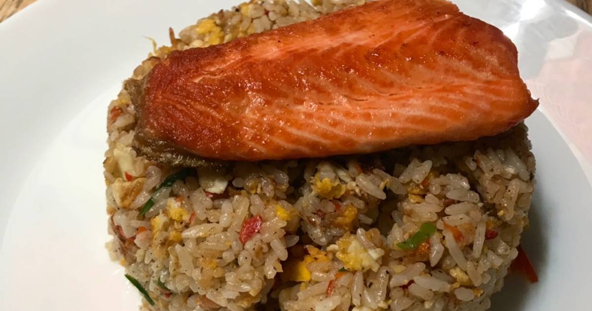 67 resep nasi goreng salmon  enak dan sederhana Cookpad