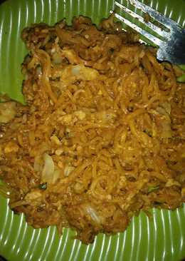 Mie goreng curry telur super pedas