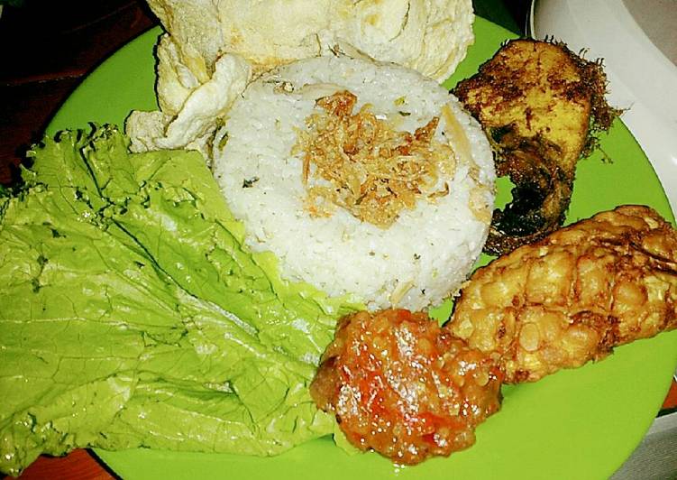 resep Nasi liwet magicom