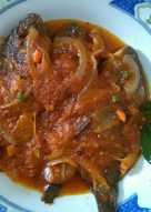 Nila goreng saus padang