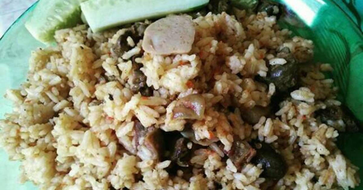  Resep  Nasi  goreng lauk kemarin   oleh Nova Anggra Dwi 