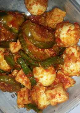 Balado telur puyuh campur kacang panjang, terong, dan tahu