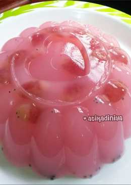 Puding Nutrijel Strawberry Anggur ð