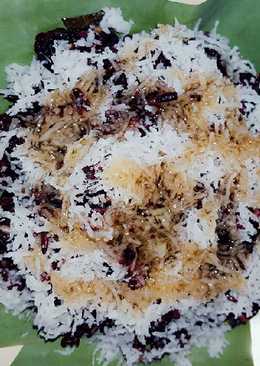 Pulut/ketan hitam urap kelapa manis..by lely