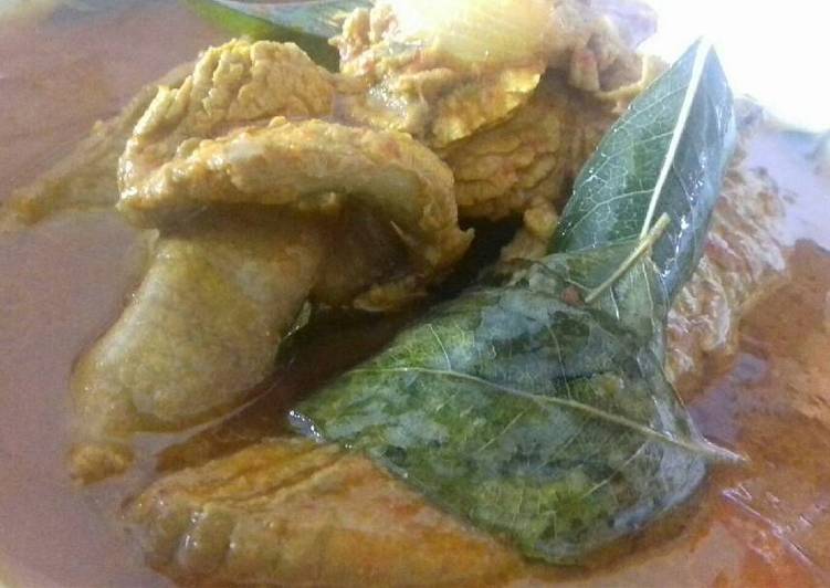 Gule eungkot peuhaweuh (gule ikan bumbu rempah) recipe main photo